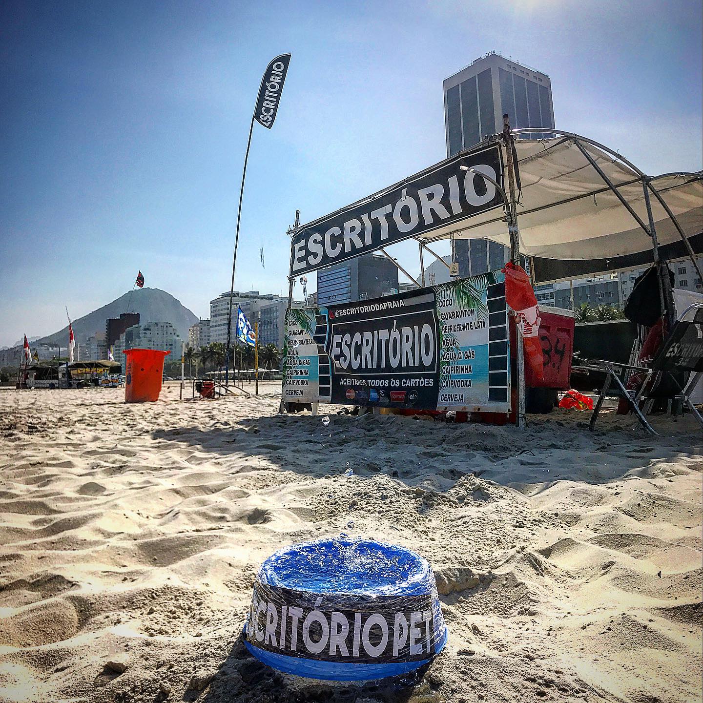 Registro do contexto no Leme: conversas informais e observação em campo.